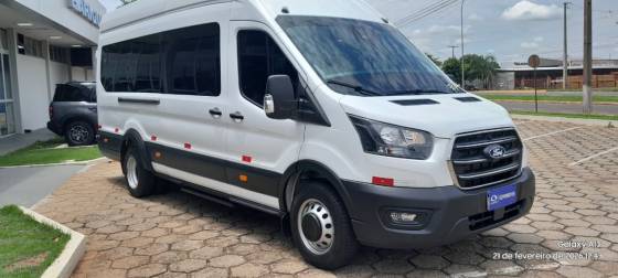 FORD TRANSIT 2.0 ECOBLUE DIESEL MINIBUS 17+1 L4H3 AUTOMÁTICO